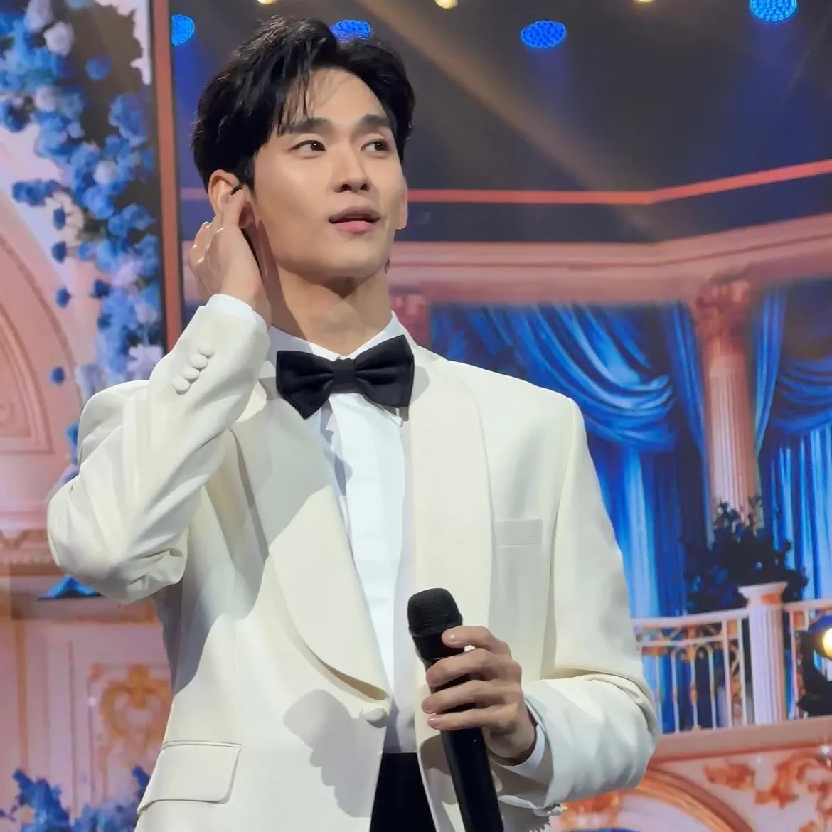 Recent activity shot of Kim Soohyun