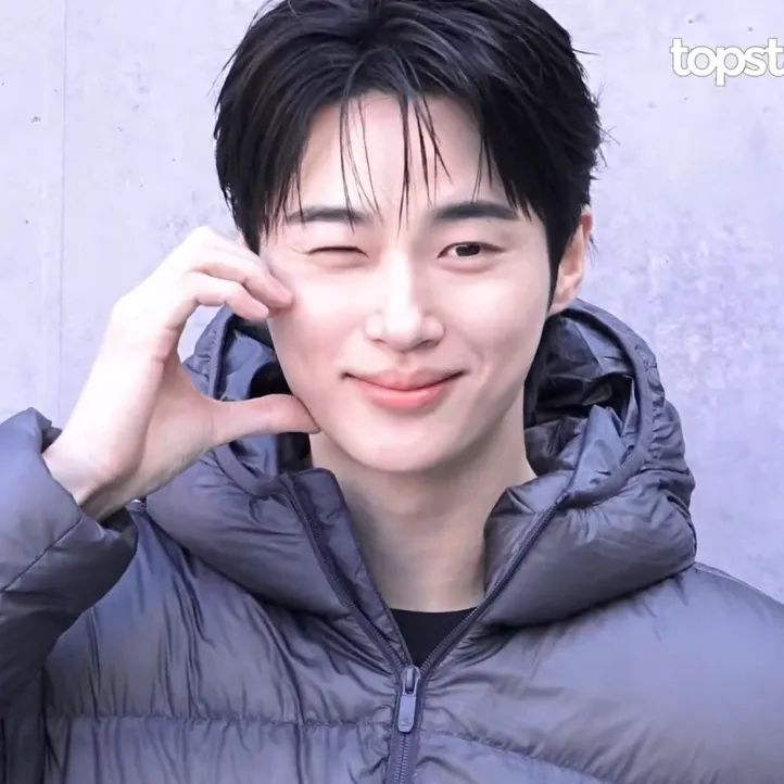A moment captured by a fan of Byeon Wooseok