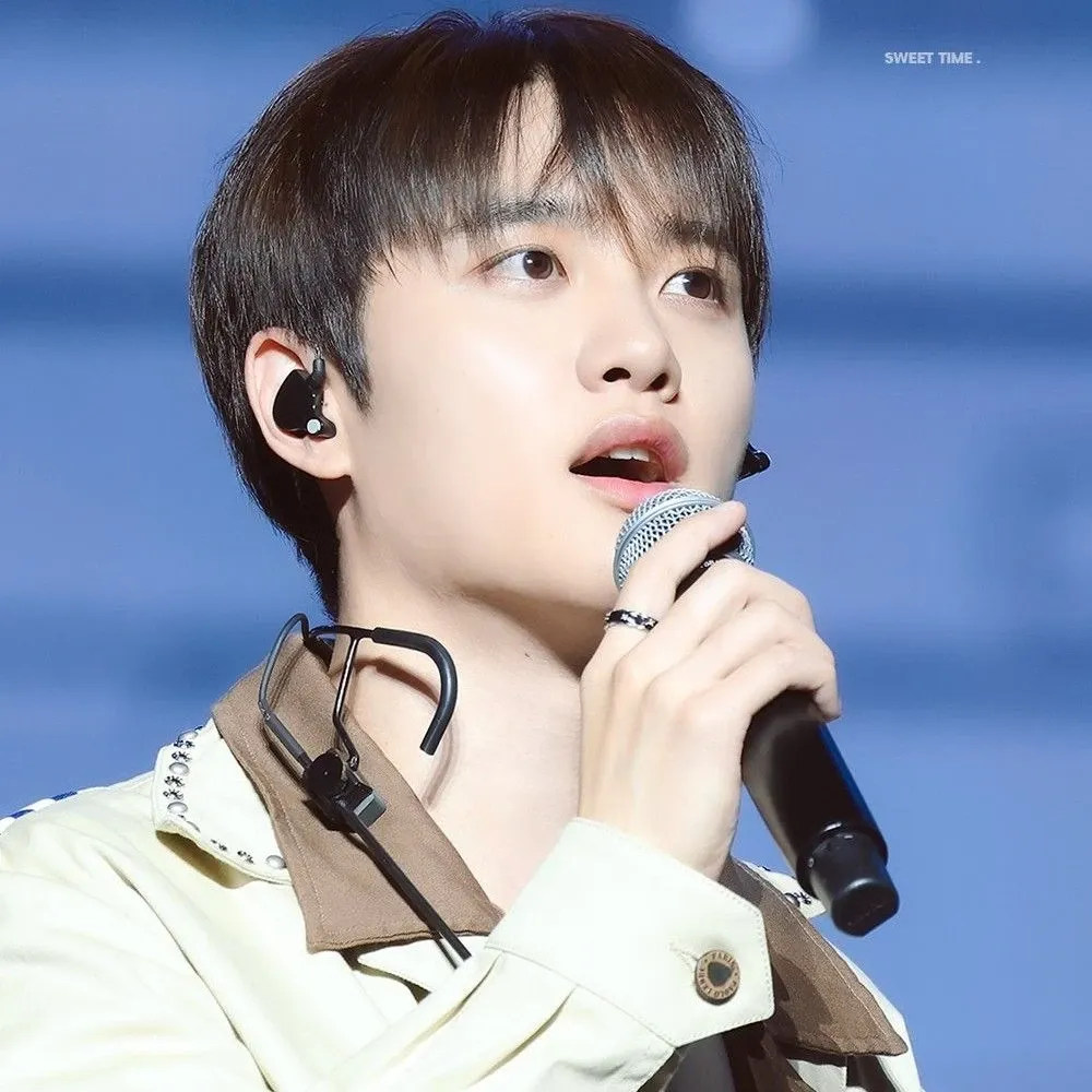 Foto terbaru dari Doh Kyungsoo (D.O.)
