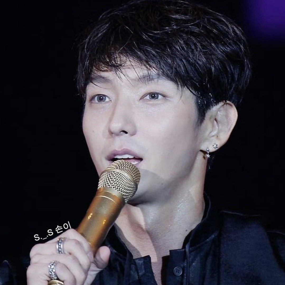 Recent activity shot of Lee Joongi