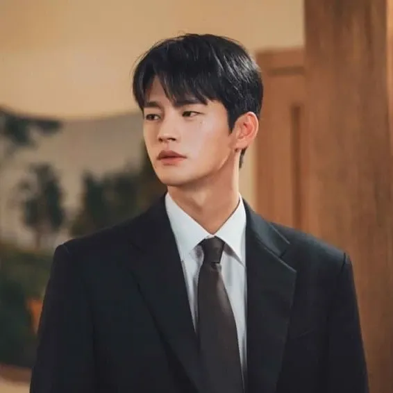 Latest photo of Seo Inguk