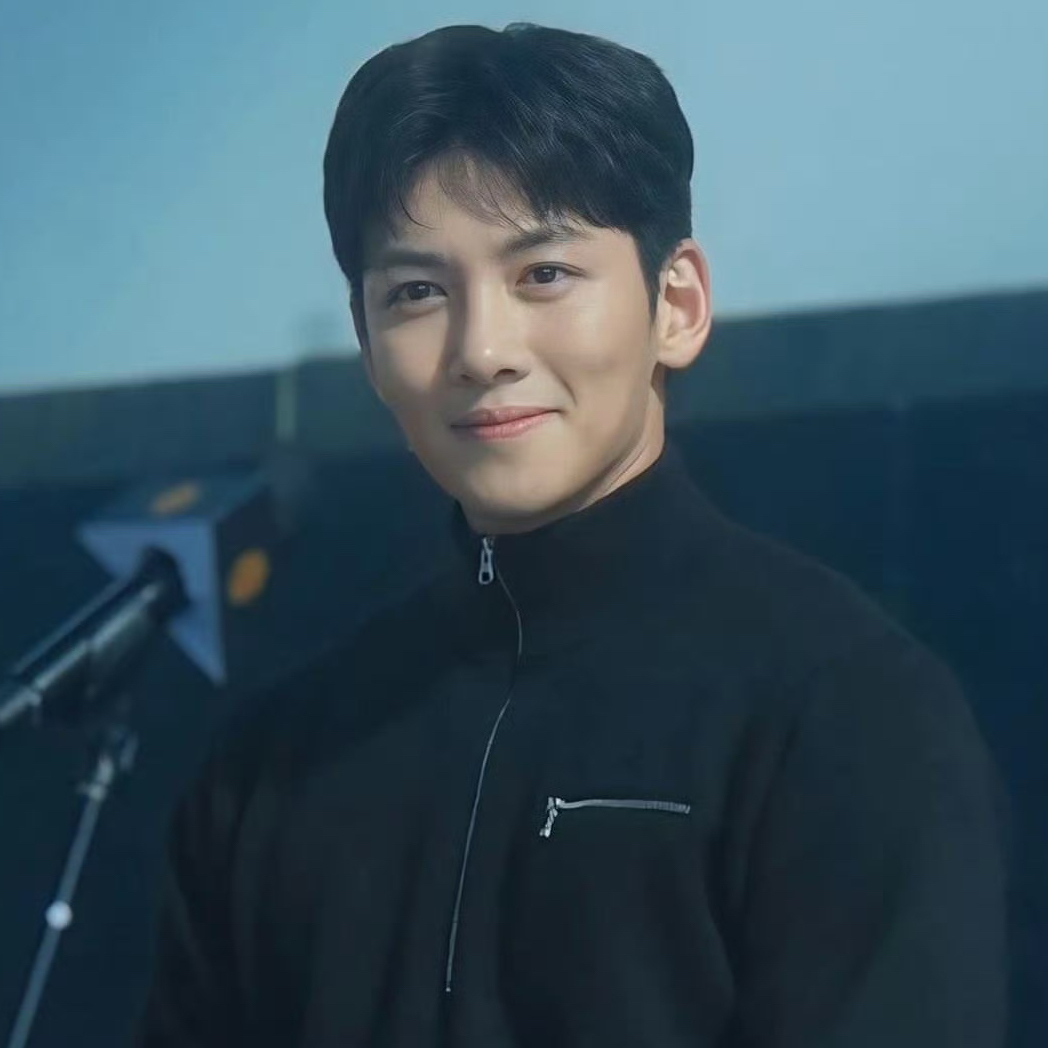 A moment captured by a fan of Ji Changwook
