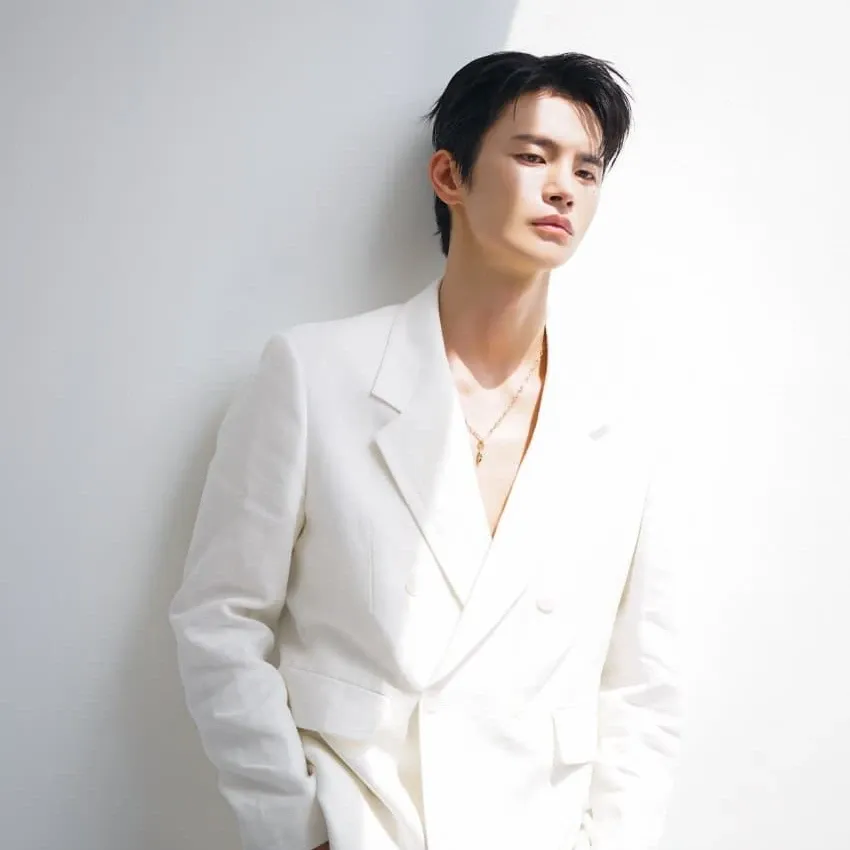 Cuplikan di balik layar dari Seo Inguk