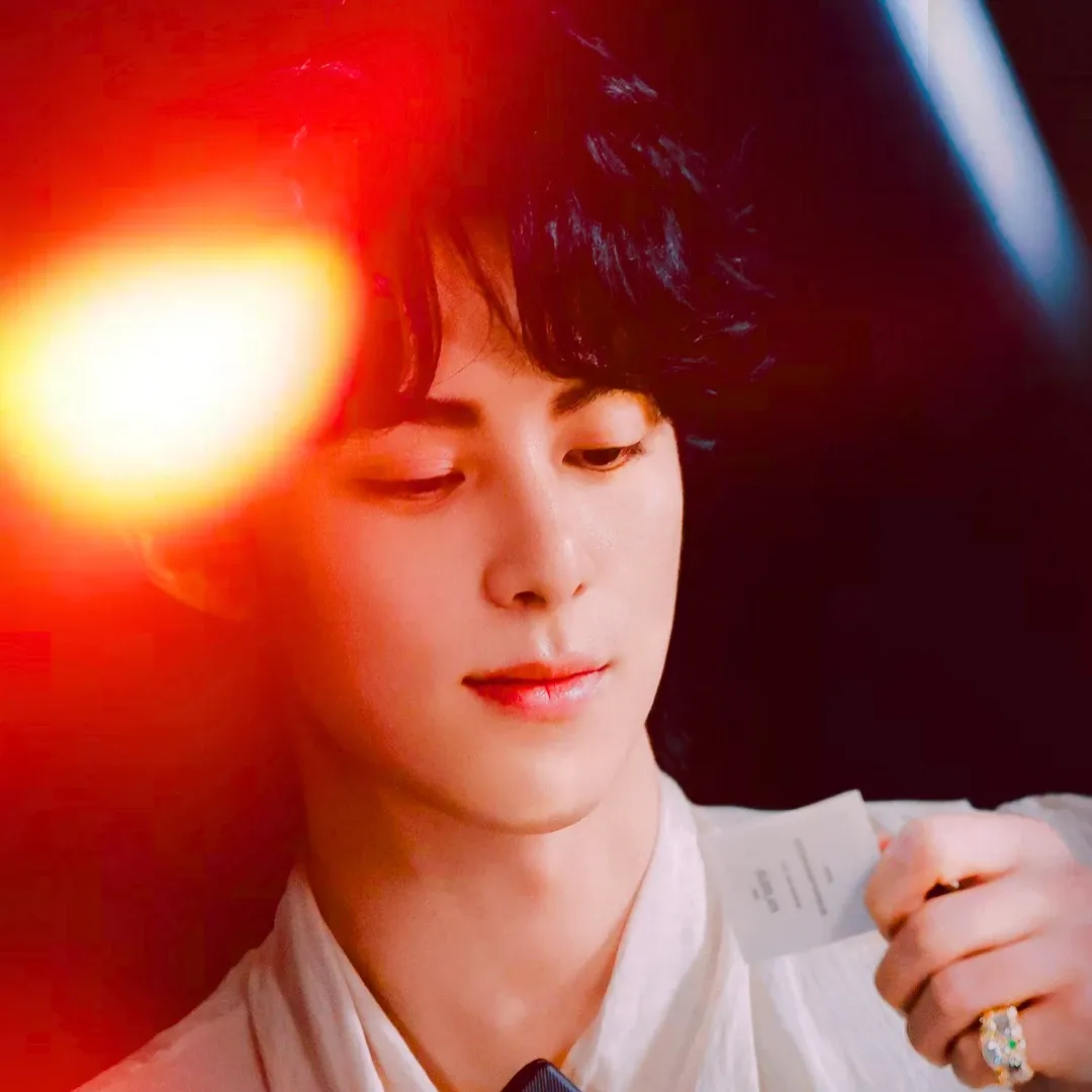Behind-the-scenes cut of Dylan Wang