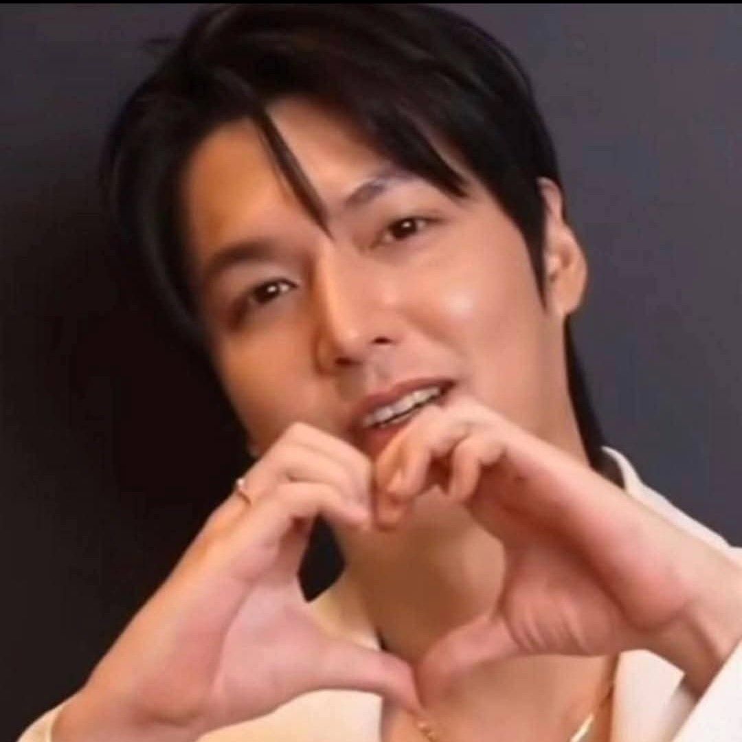 Latest photo of Lee Minho