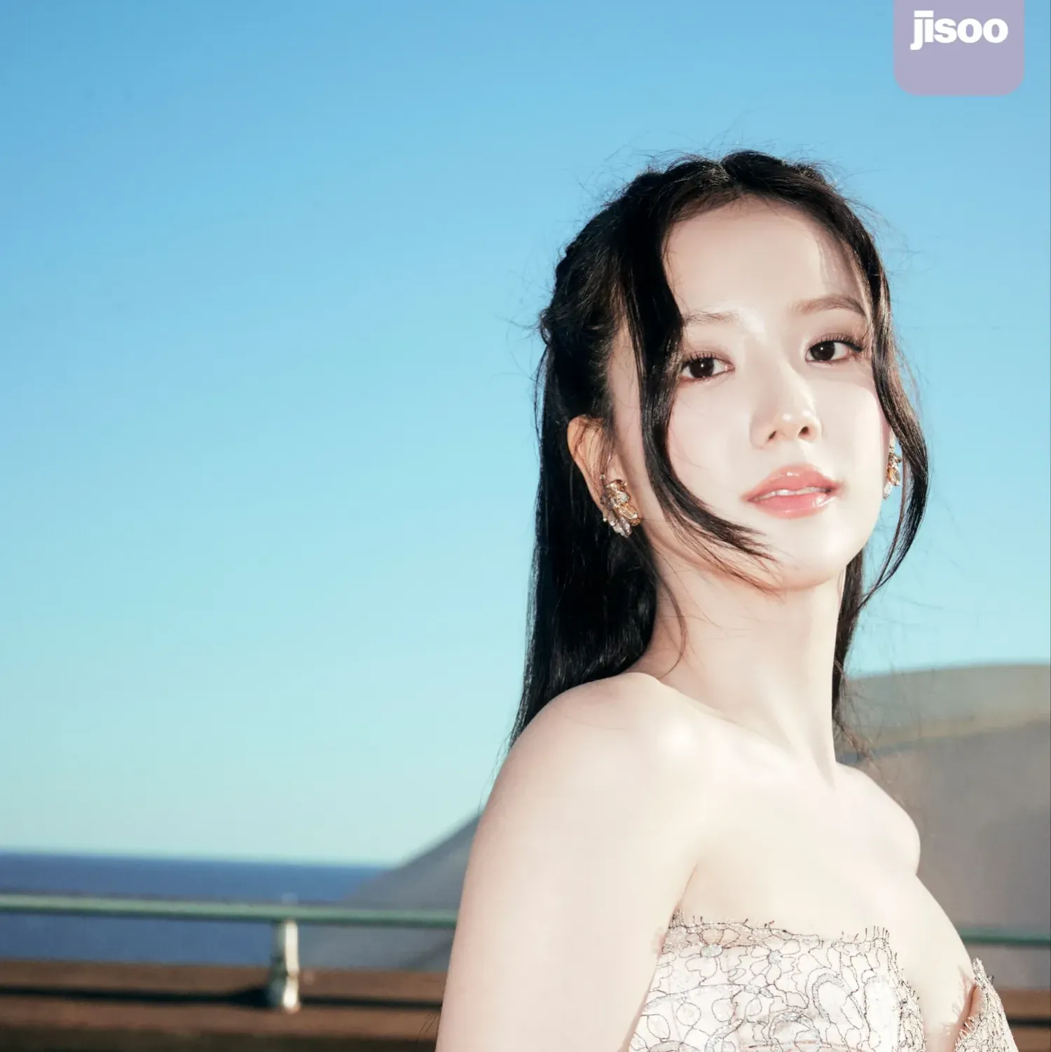Latest photo of Jisoo (1995)