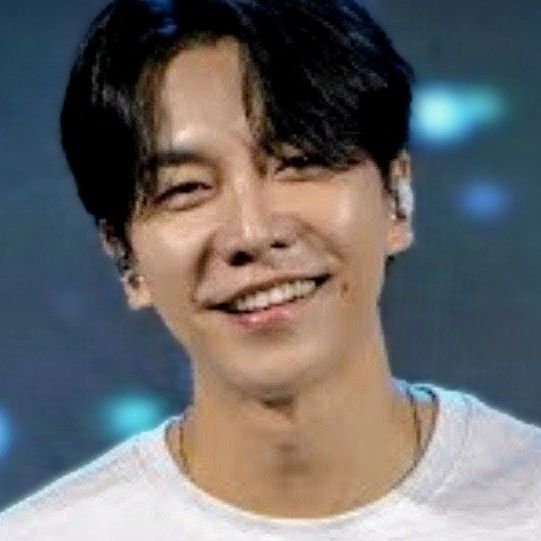 イ・スンギの最新写真