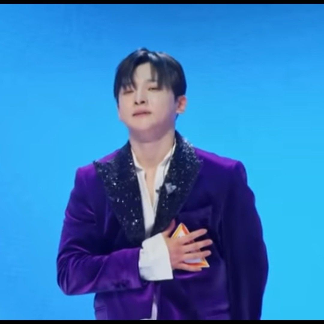 Seong Ri的最新照片