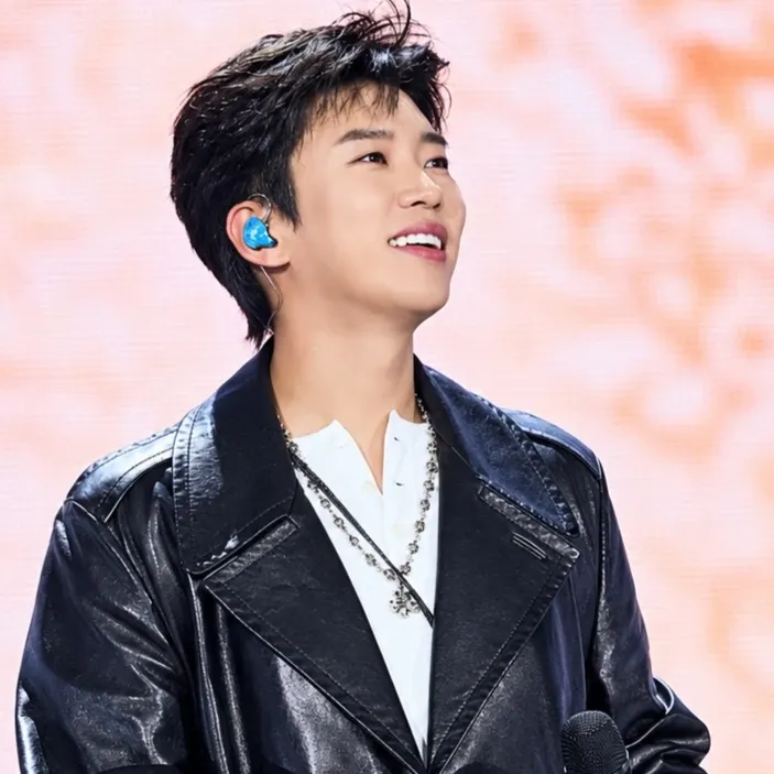 Recent activity shot of Lim Youngwoong