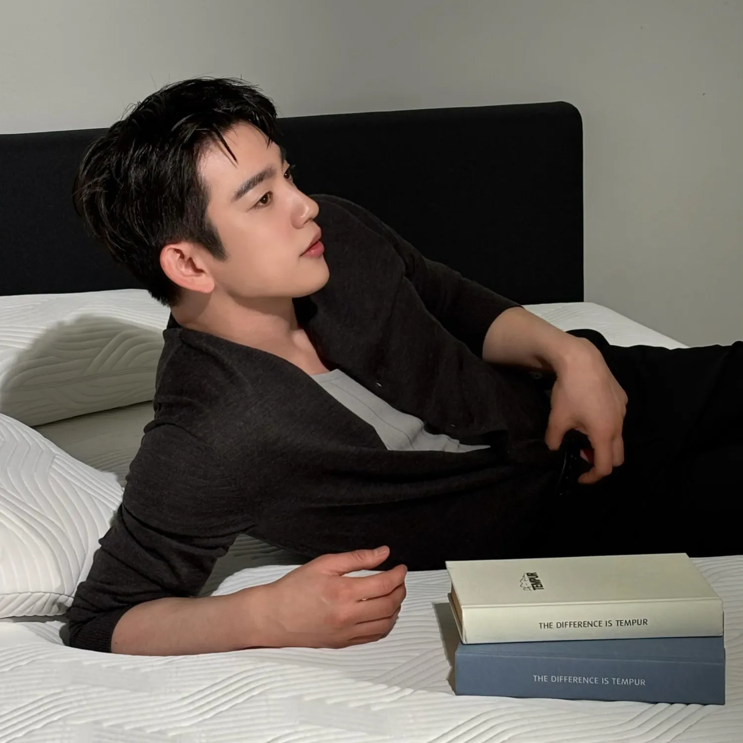 パク・ジニョンの最近の活動ショット