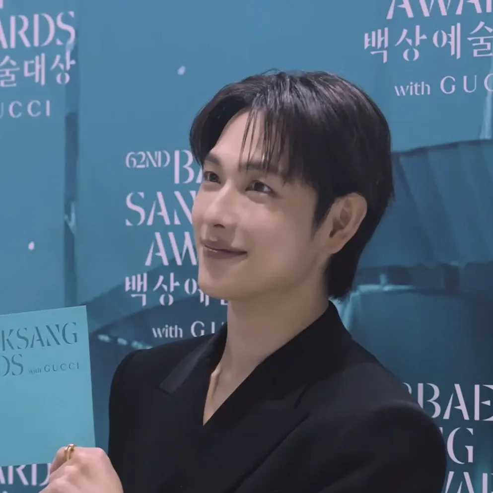 A moment captured by a fan of Yim Siwan