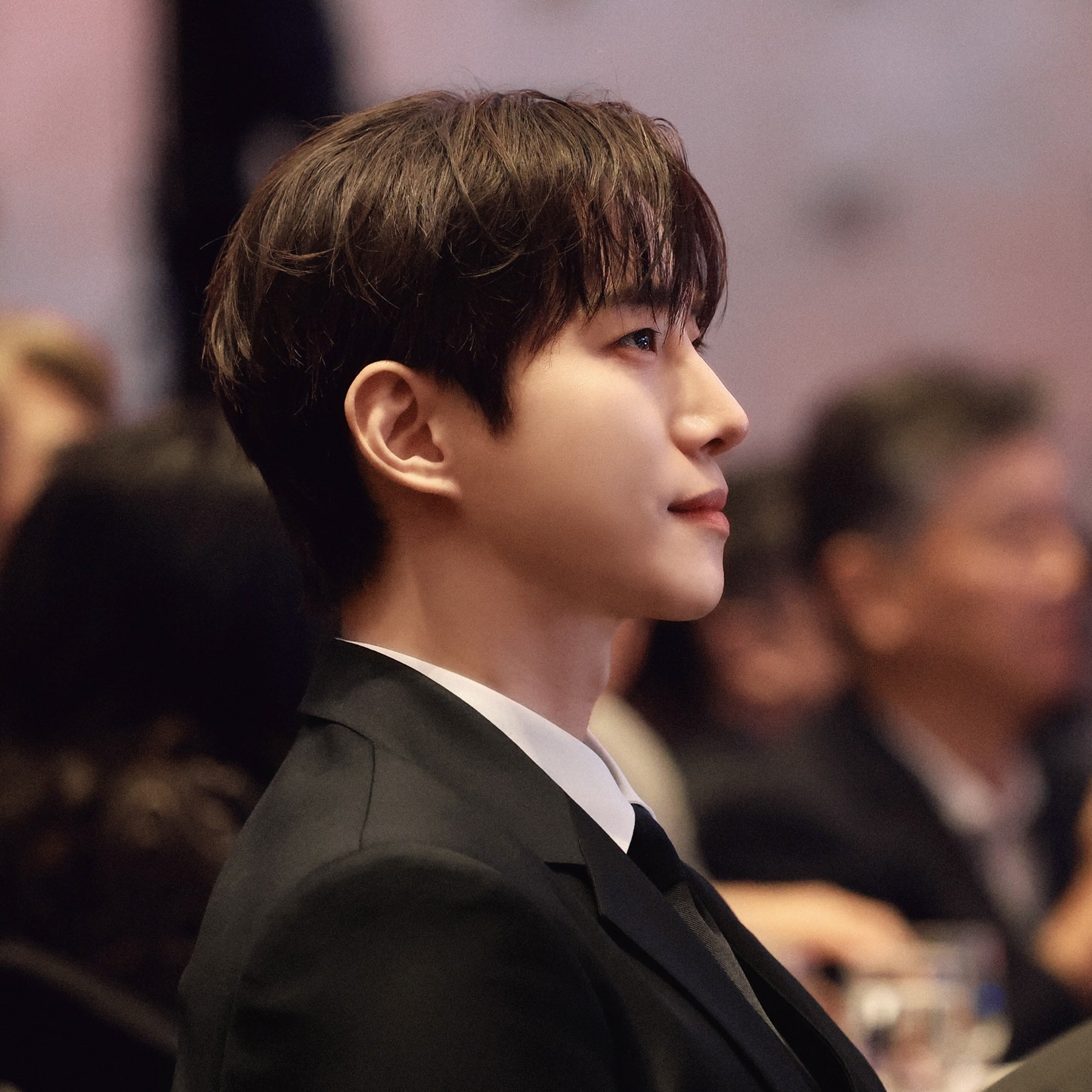Cuplikan di balik layar dari Lee Junho