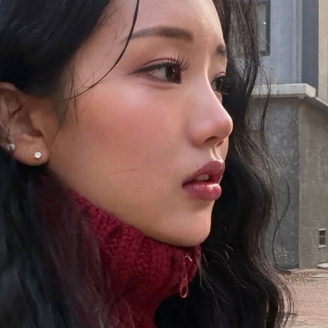 A moment captured by a fan of Kim Soyeon (2004)