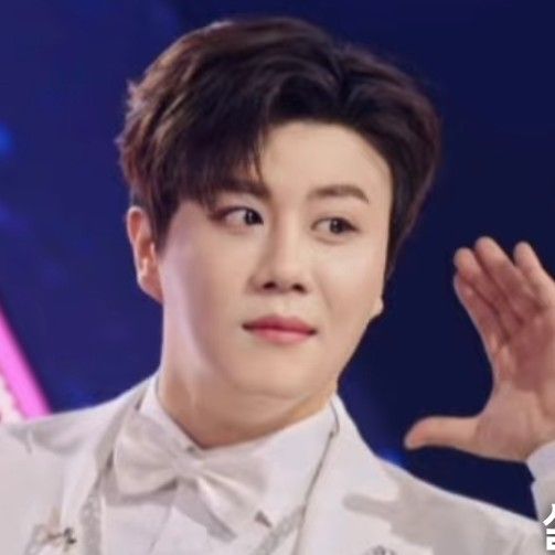 晋海成的最新照片