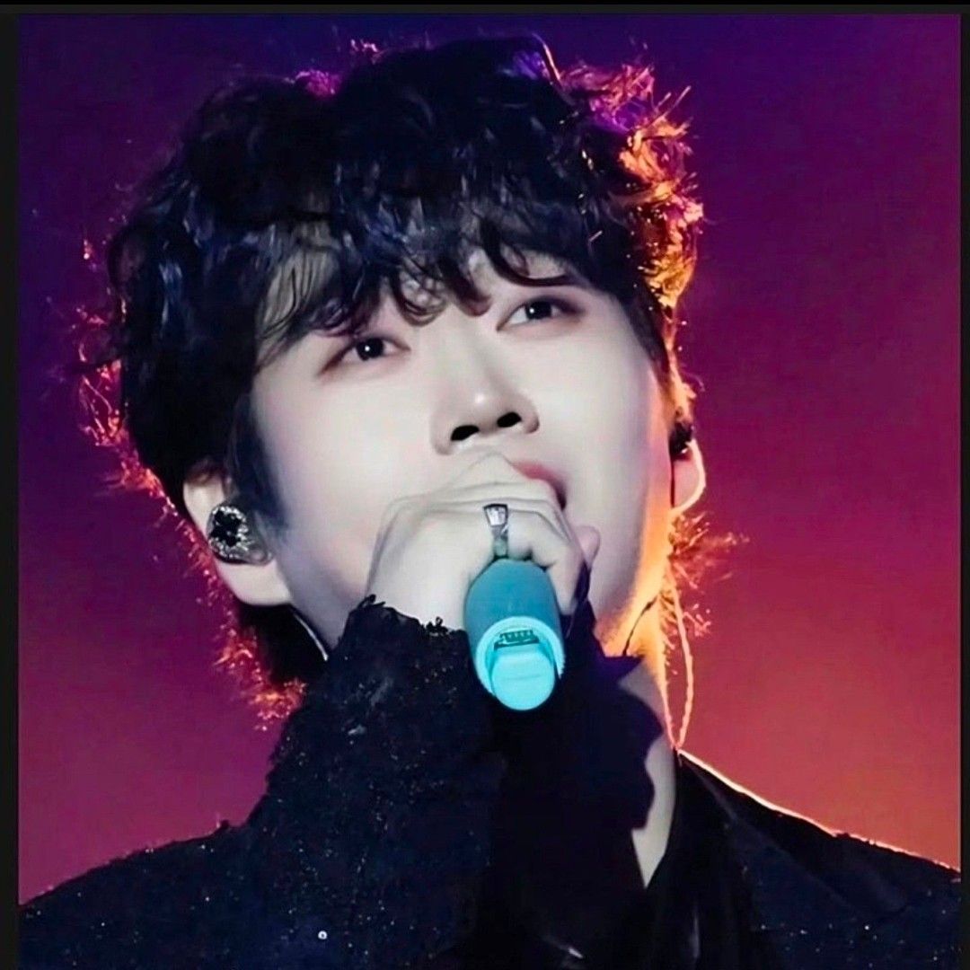 Latest photo of Hwang Youngwoong
