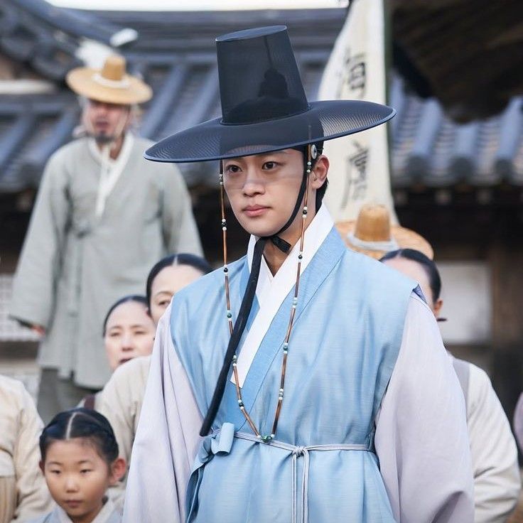 Latest photo of Lee Sinyoung