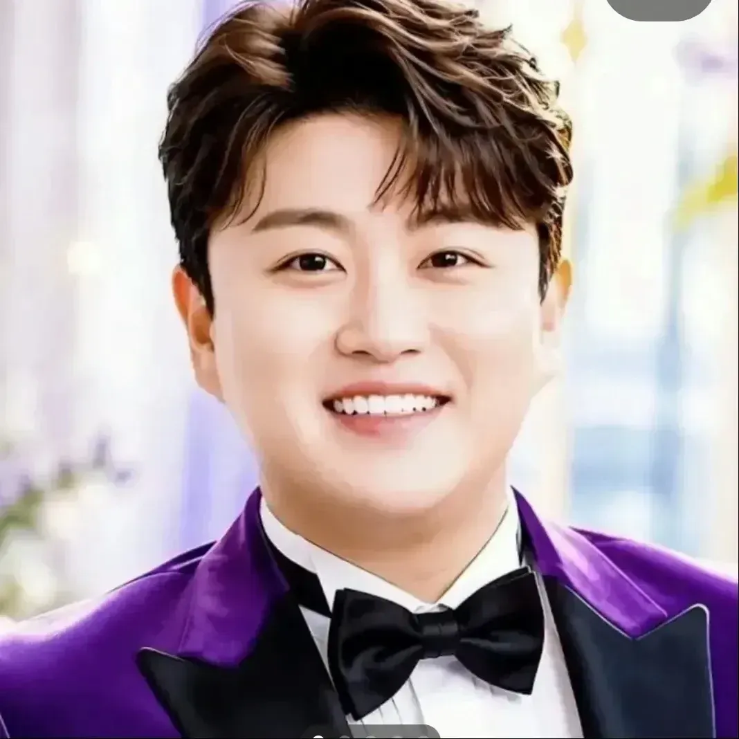 Latest photo of Kim Hojoong