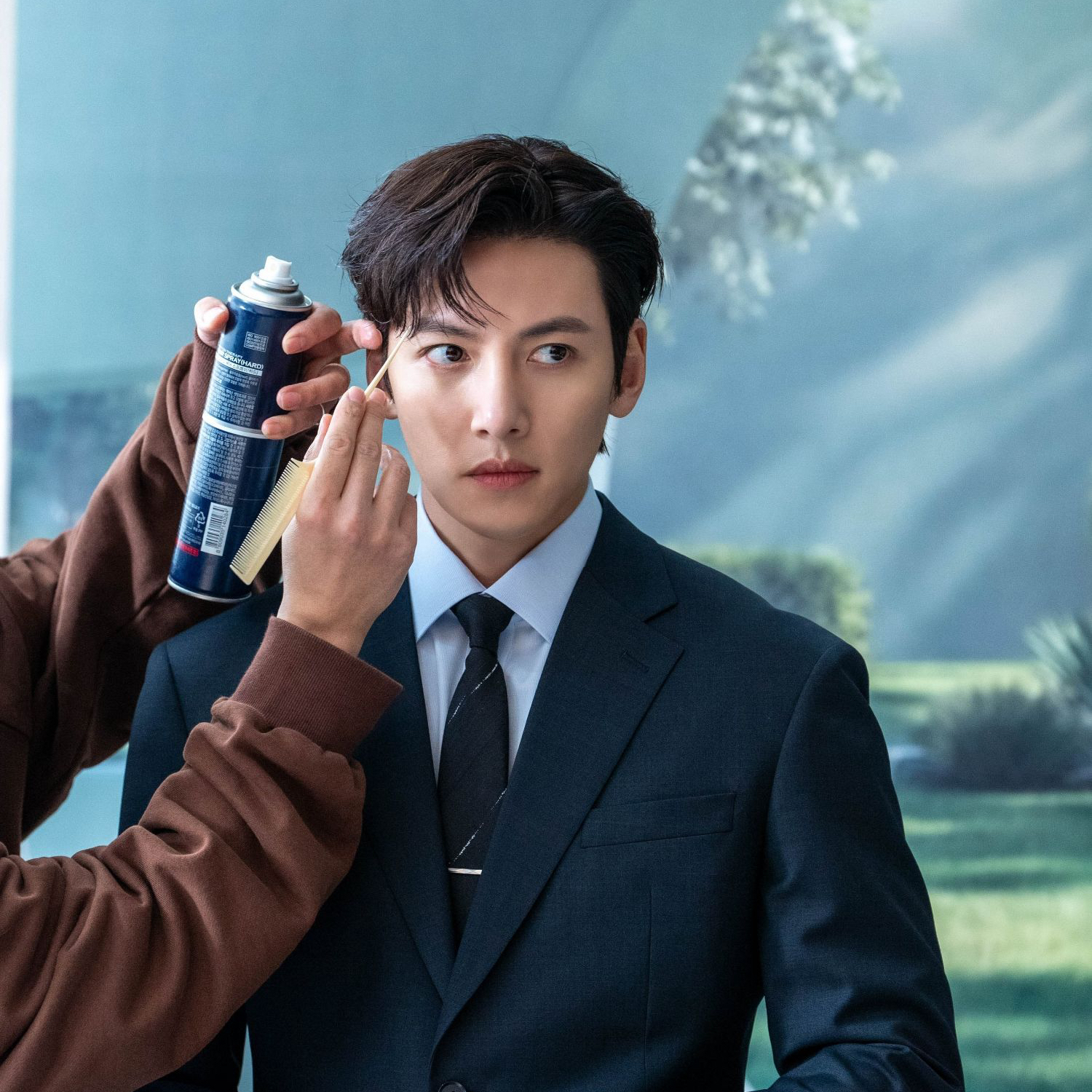 Behind-the-scenes cut of Ji Changwook