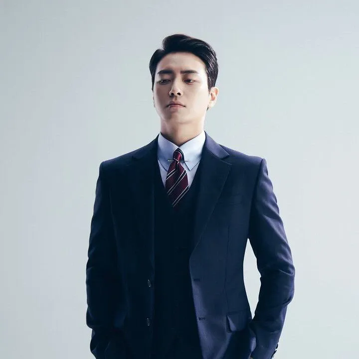 Recent activity shot of Lee Joonhyuk