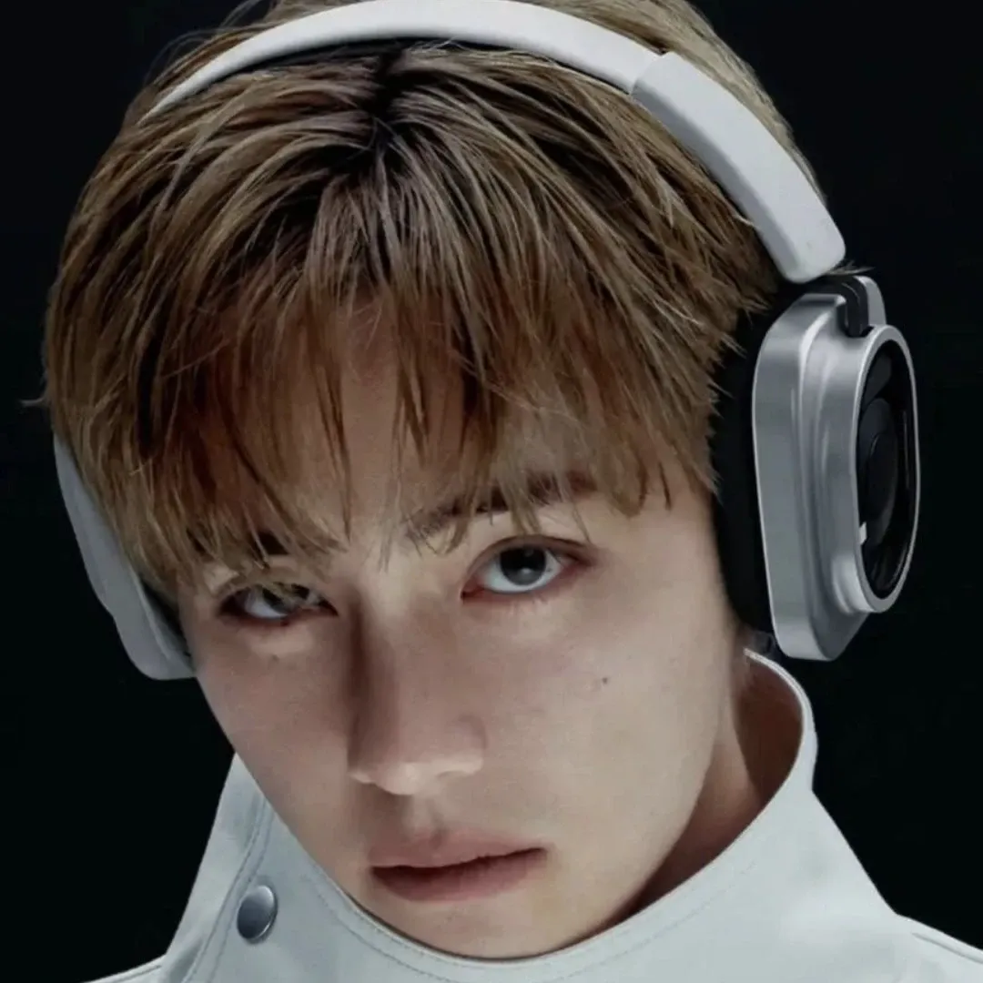 Recent activity shot of Kim Taehyung (V)