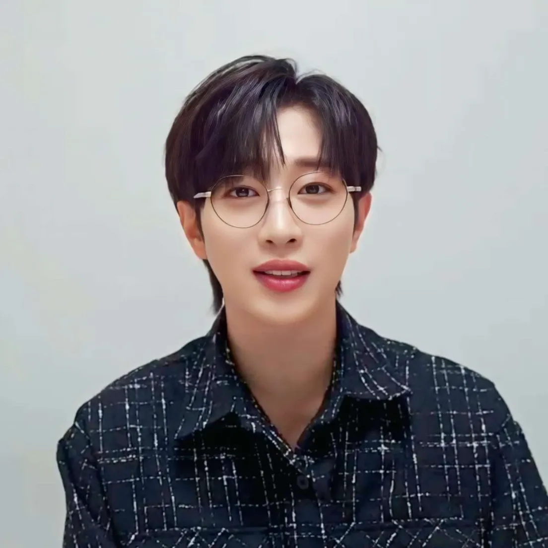 Recent activity shot of An Sunghoon