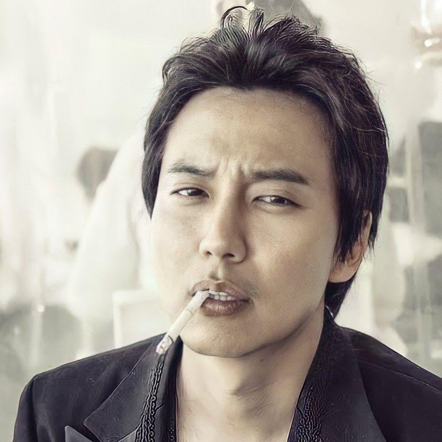 Recent activity shot of Kim Namgil