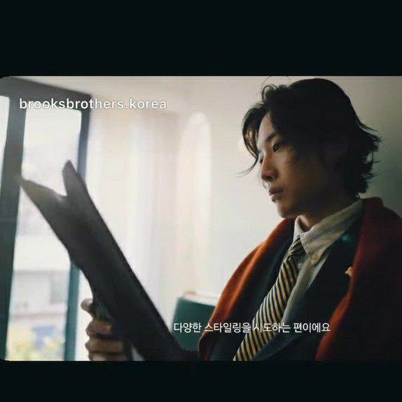 A moment captured by a fan of Lee Jongwon