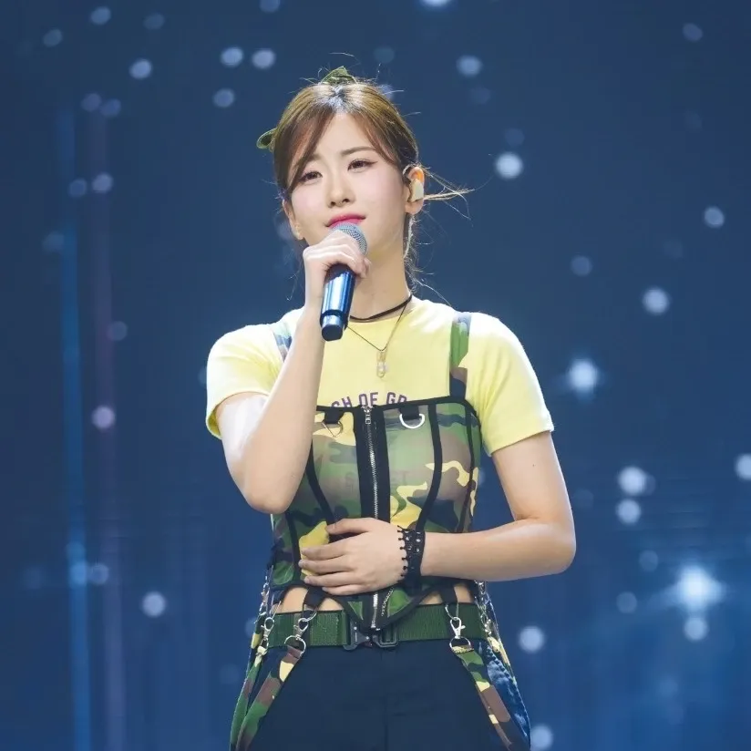 Latest photo of Oh Yujin