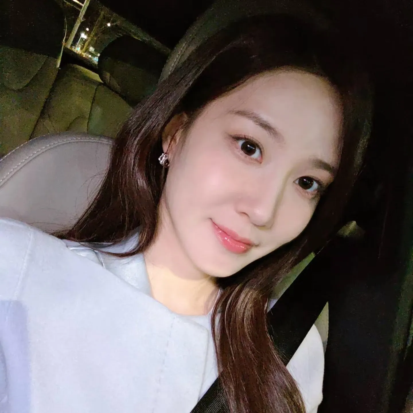 Behind-the-scenes cut of Park Eunbin