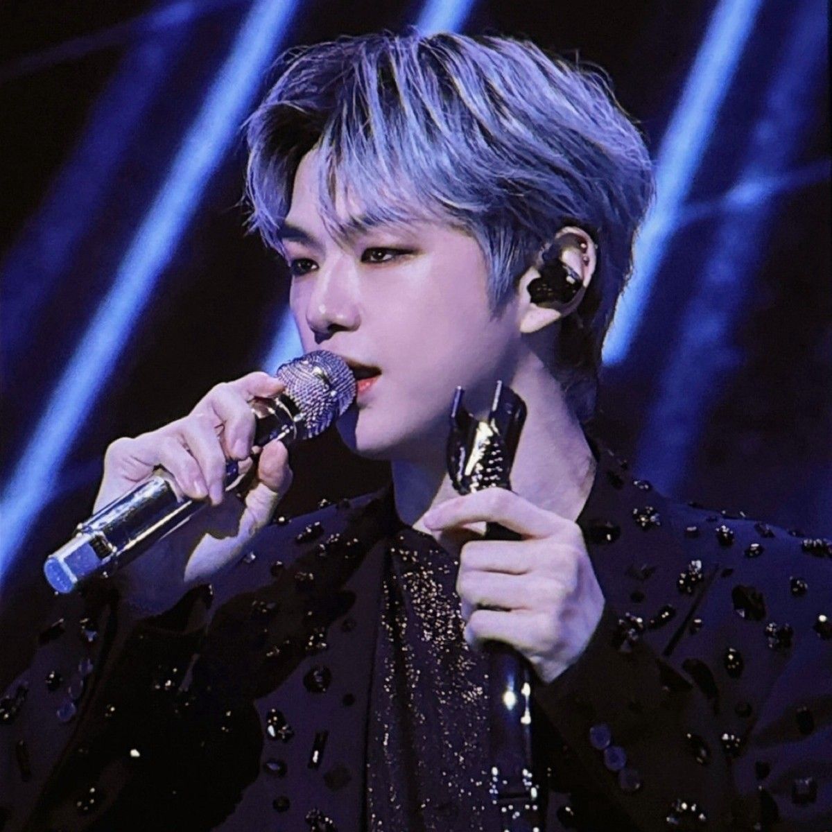 비밀의 방의 최신 사진