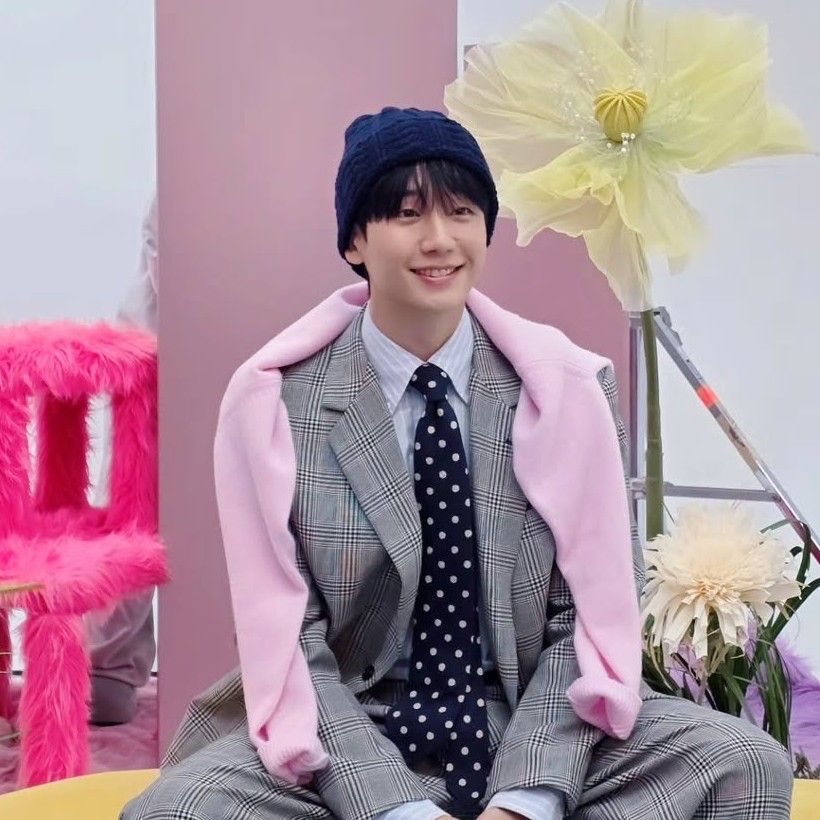 Latest photo of Jung Haein