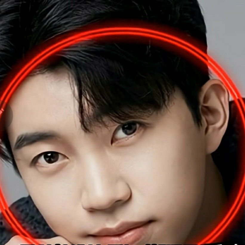 Behind-the-scenes cut of Lim Youngwoong