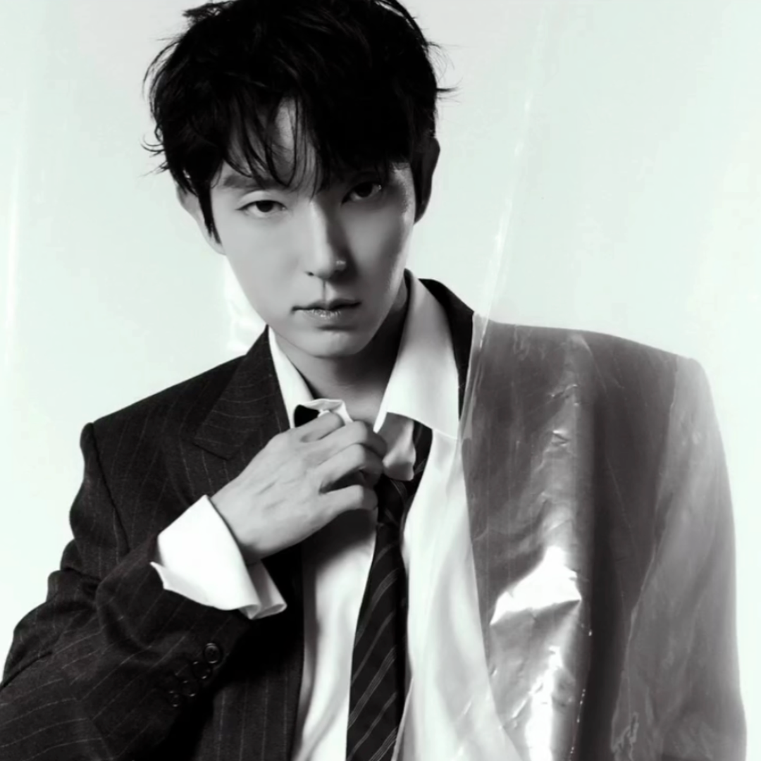 Latest photo of Lee Joongi