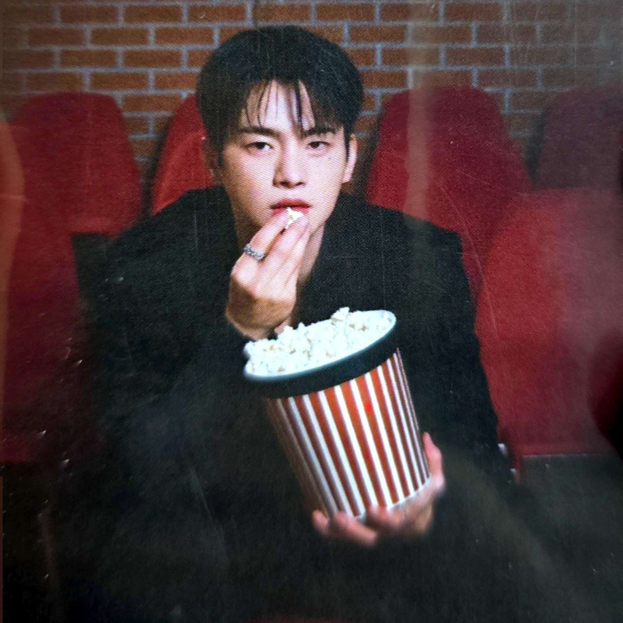 Cuplikan di balik layar dari Seo Inguk