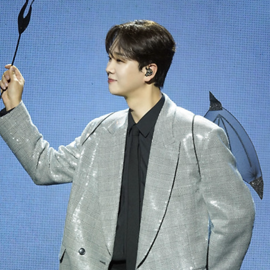 A moment captured by a fan of Song Minjun
