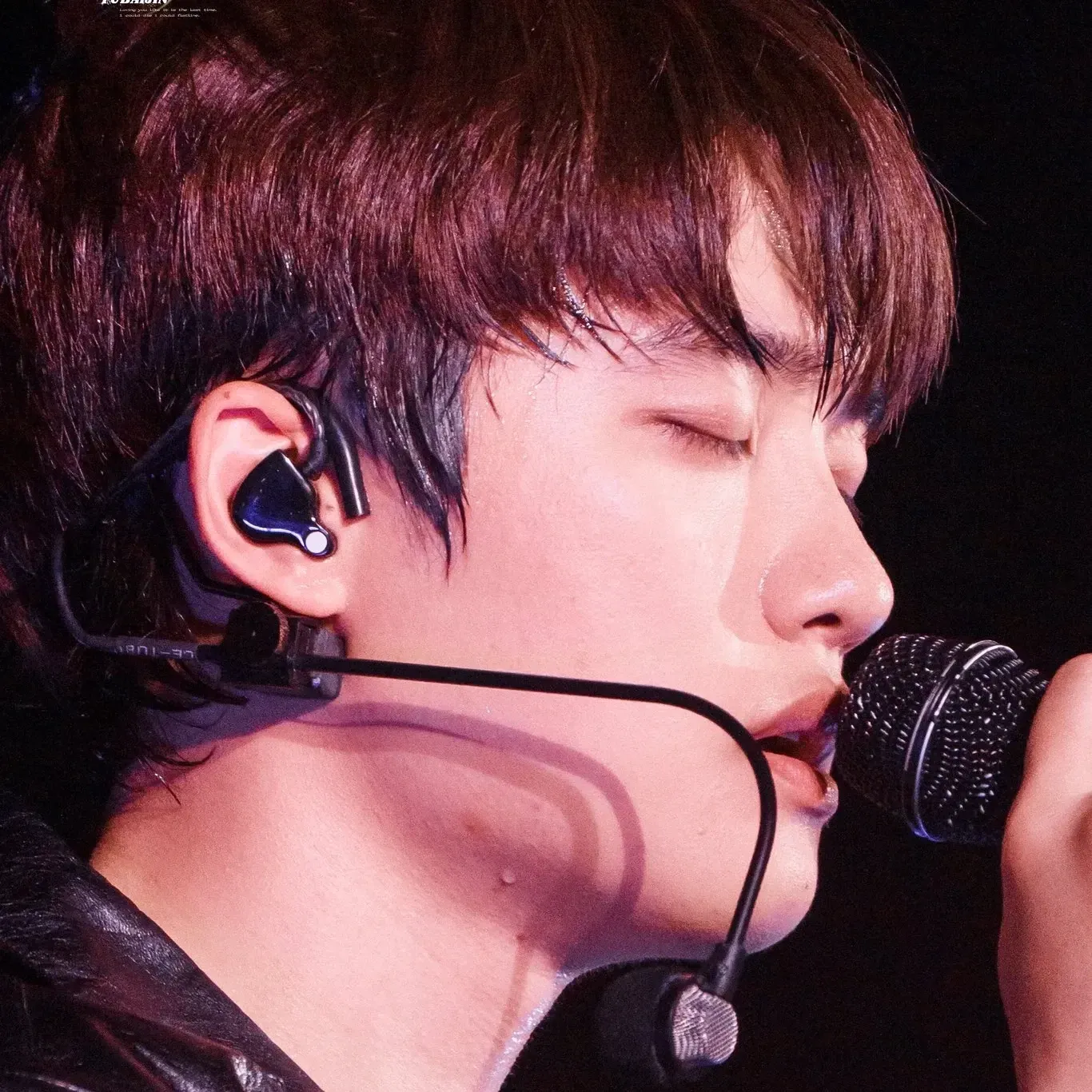 粉丝拍下的都暻秀 (D.O.)瞬间