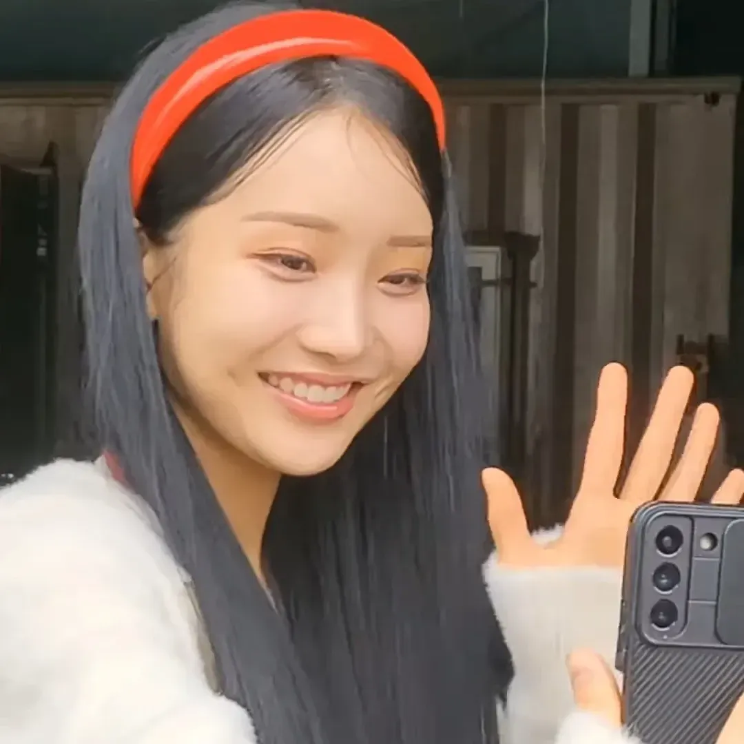 Latest photo of Kim Soyeon (2004)