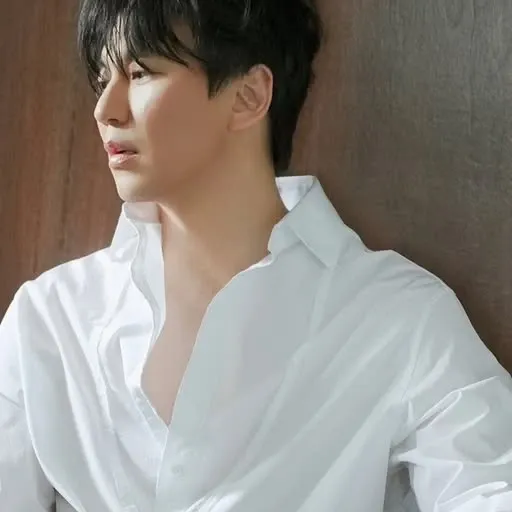 Behind-the-scenes cut of Kim Namgil