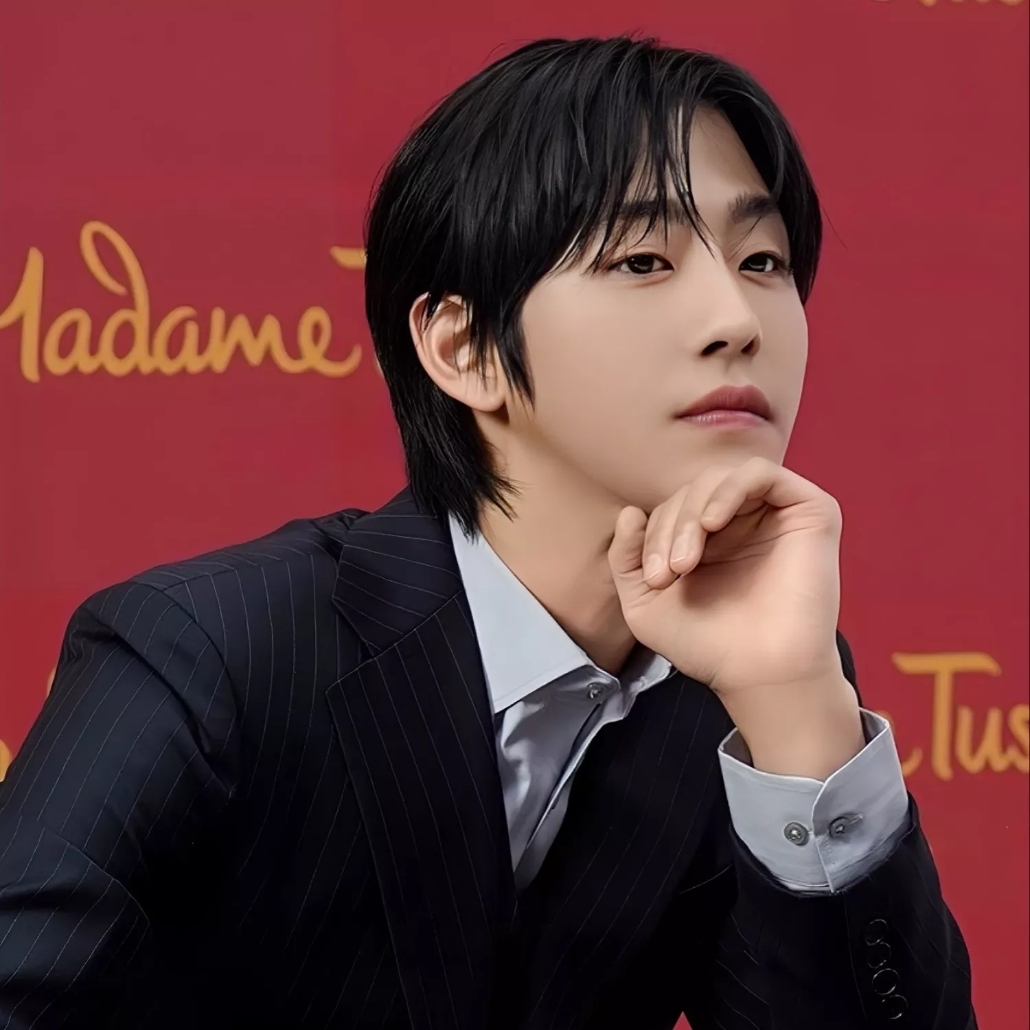 Behind-the-scenes cut of Ahn Hyoseop