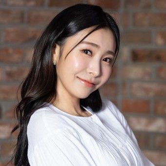 Behind-the-scenes cut of Huh Chanmi