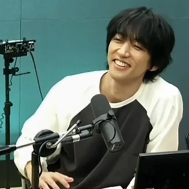 Behind-the-scenes cut of Lee Seungyoon