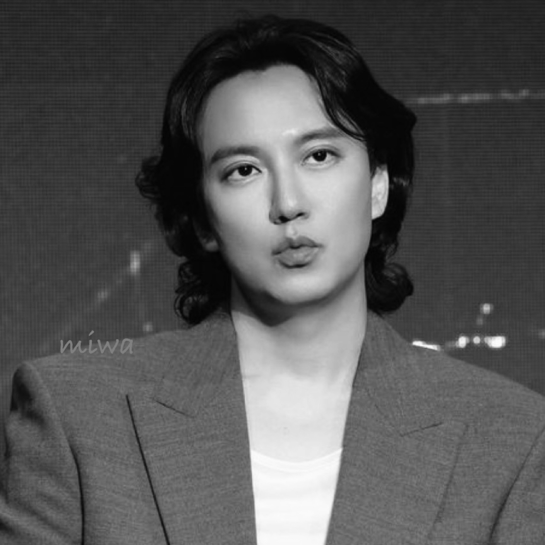 Behind-the-scenes cut of Kim Namgil