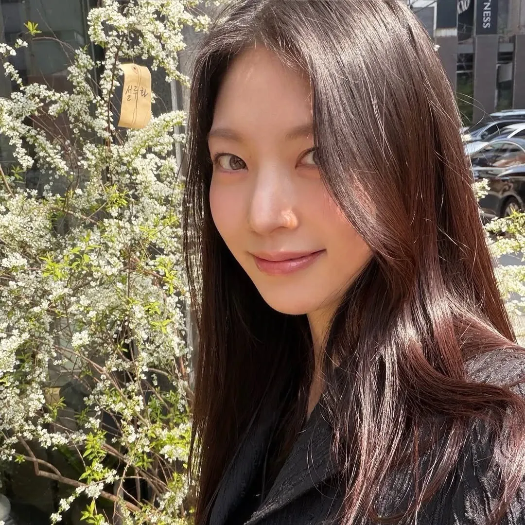 Recent activity shot of Gong Seungyeon