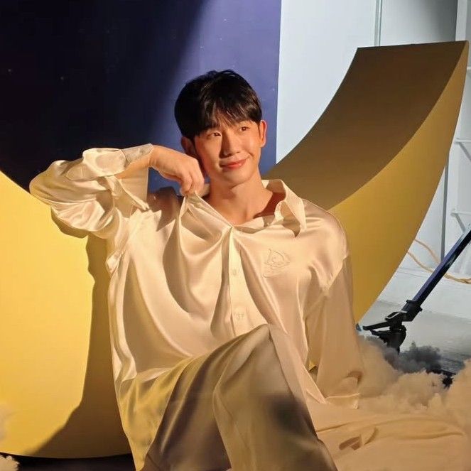 丁海寅的近期活動照