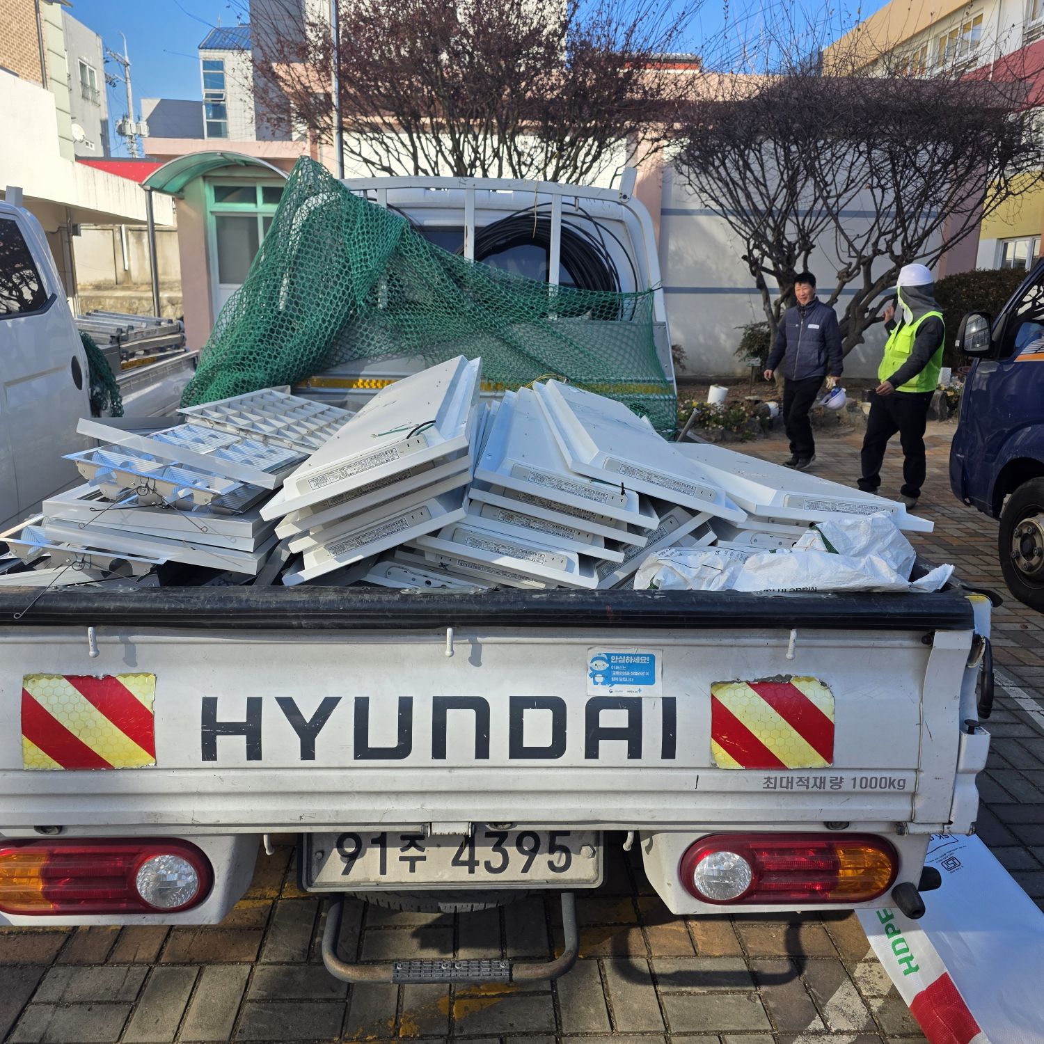 粉丝拍下的李灿元瞬间