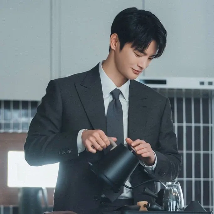 Latest photo of Seo Inguk