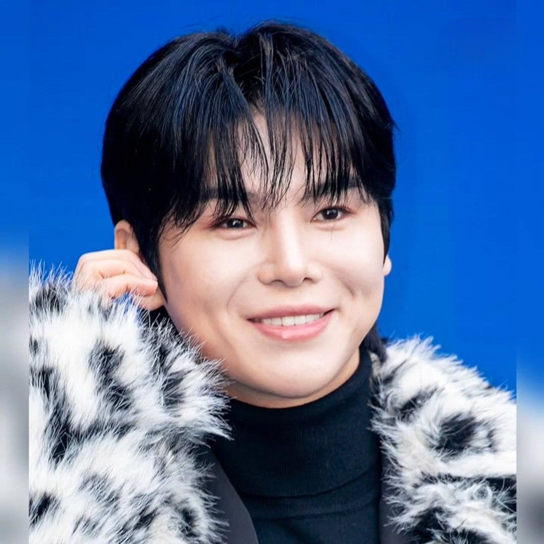 A moment captured by a fan of Kim Junsu (1991)