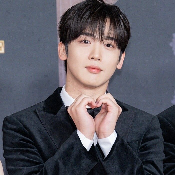 コミュニティで話題の人気セレブコンテンツ