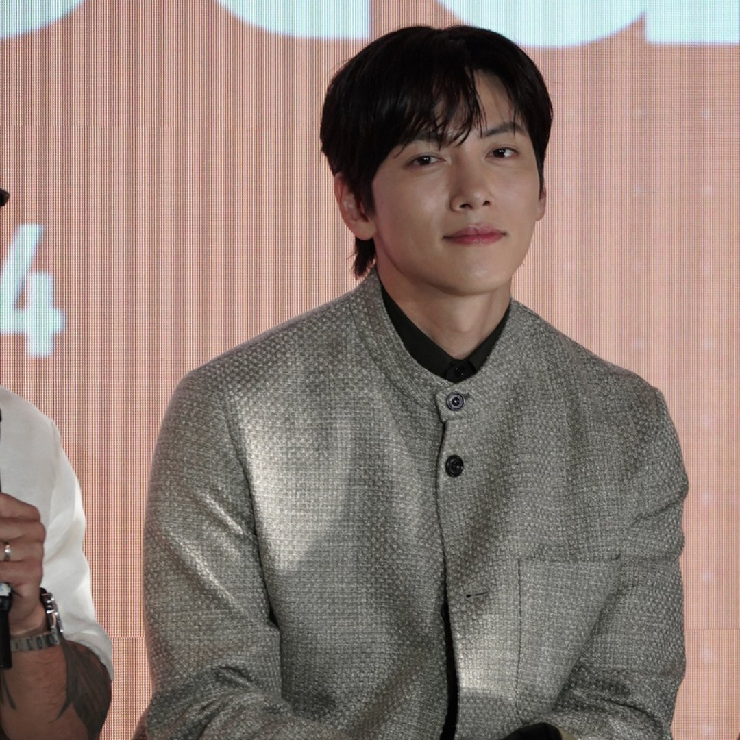 粉丝拍下的池昌旭瞬间