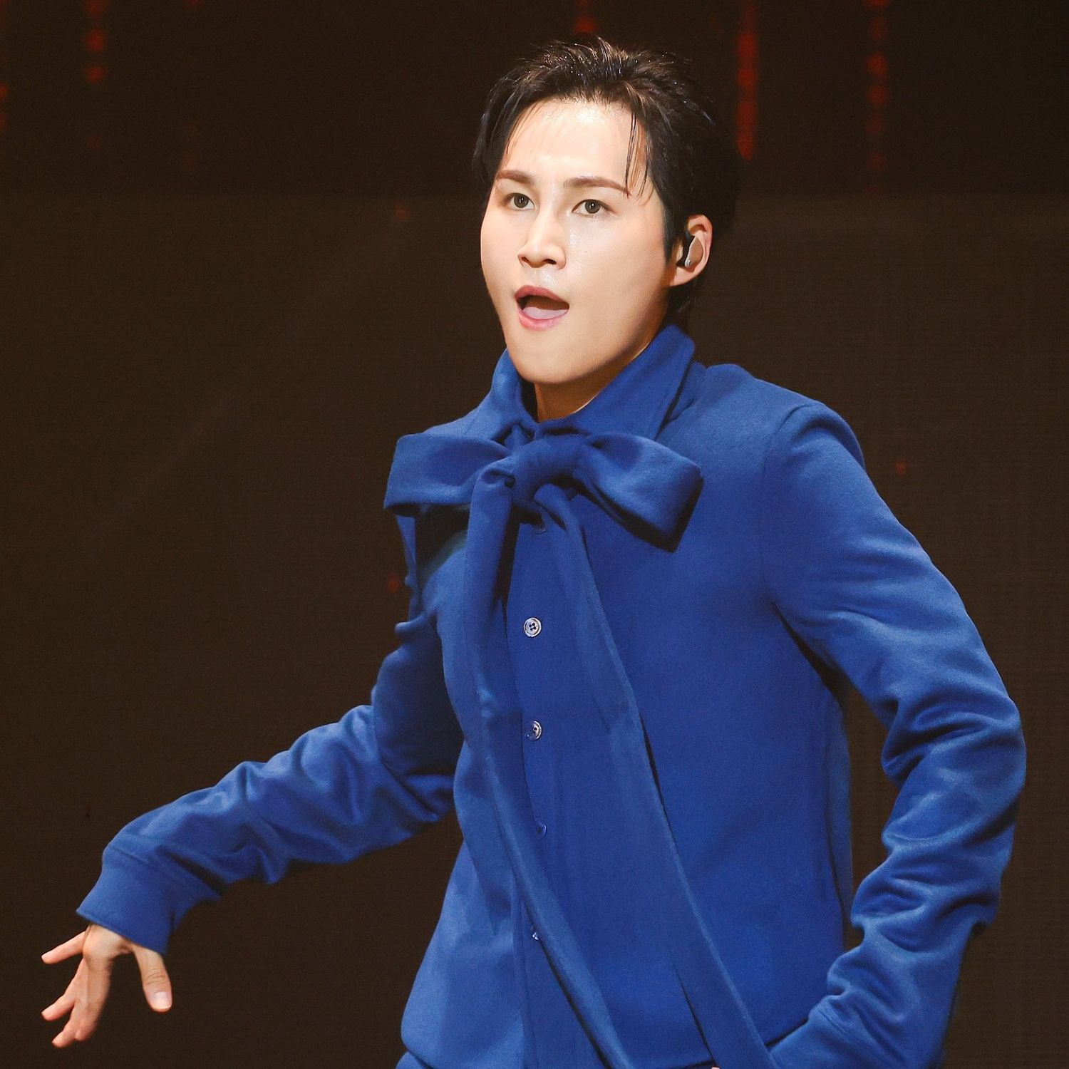 金熙栽的最新照片